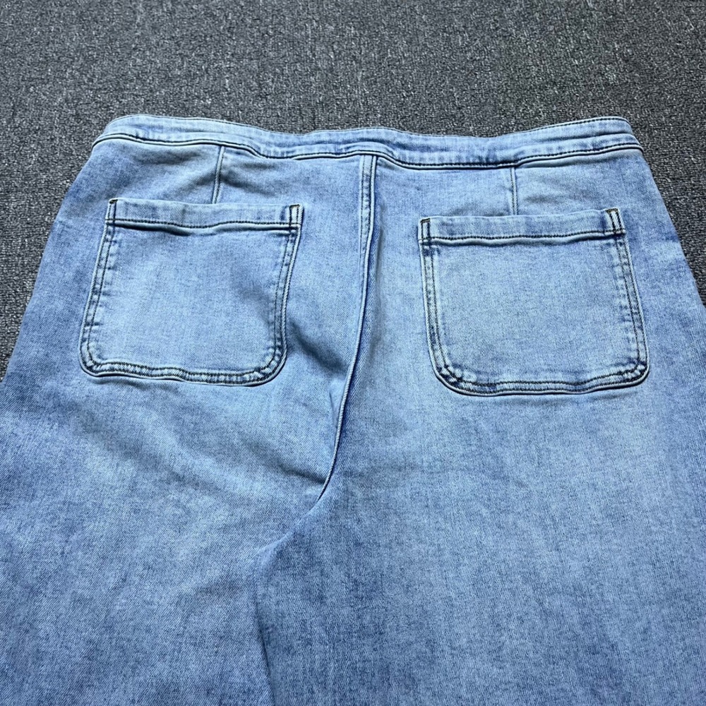 LC Lauren Conrad Wide Leg Jeans 16 Light Wash Patch Pocket High Rise Denim - Picture 9 of 9